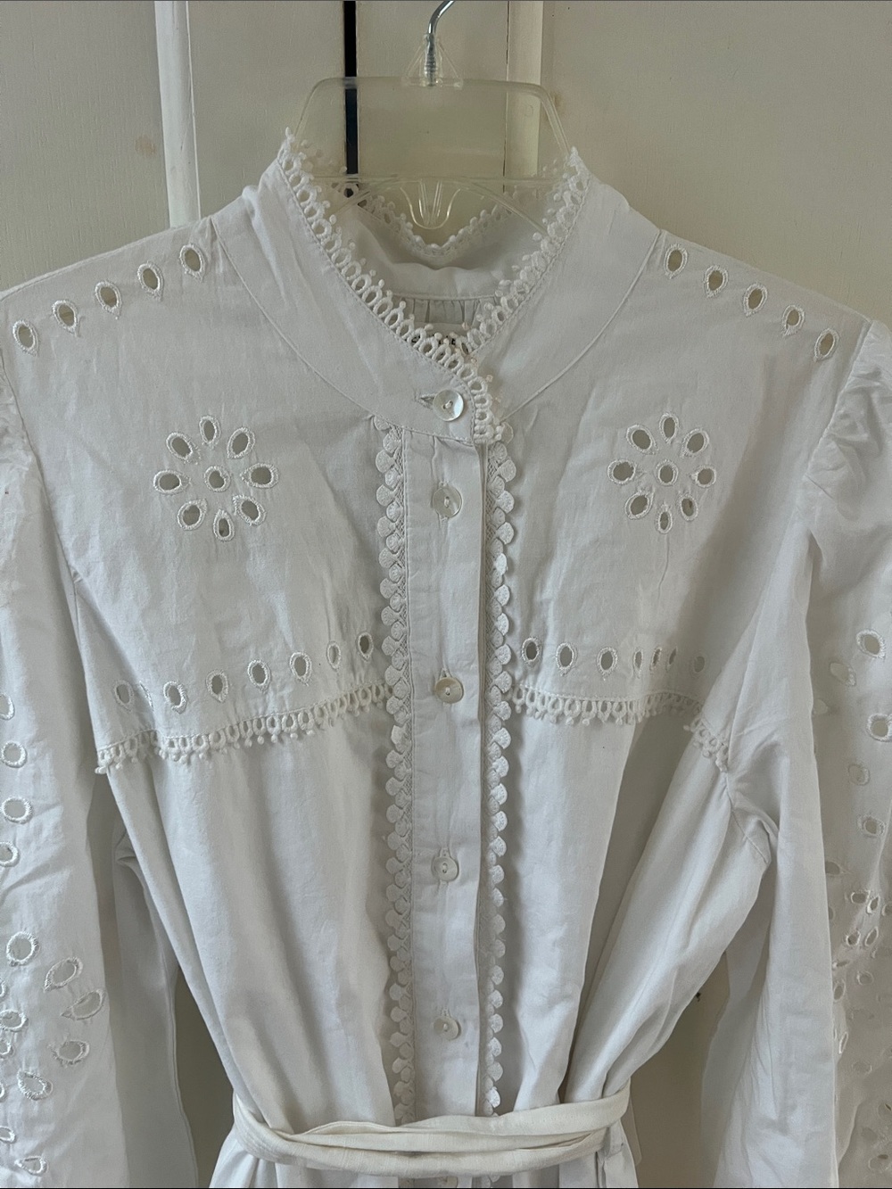Avec Les Filles White Eyelet Long-Sleeve Button-Front Dress - Picture 5 of 12